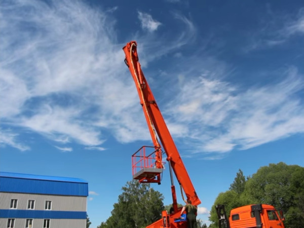 Автовишка 28 м (24 години)