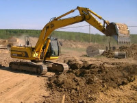 JCB Гусеничный экскаватор  JCB  JS220LC (24 часа)