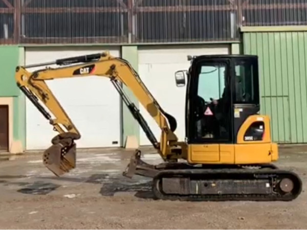 Миди-экскаватор CAT 305C CR (24 часа)