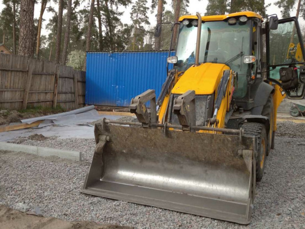 Экскаватор-погрузчик  JCB 3CX