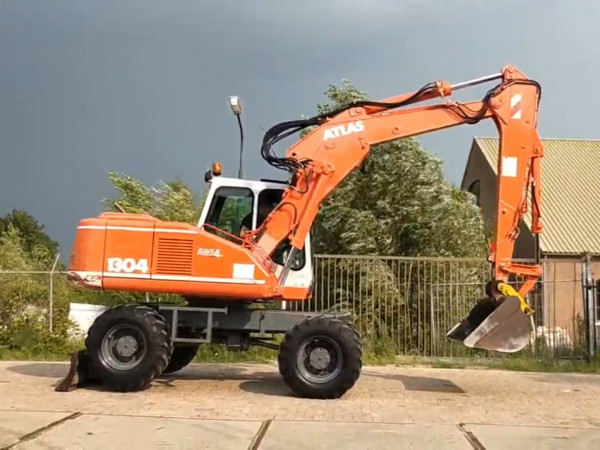 Колісний екскаватор Atlas 1304M
