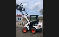 Avant (Авант) Навантажувач Bobcat  L28