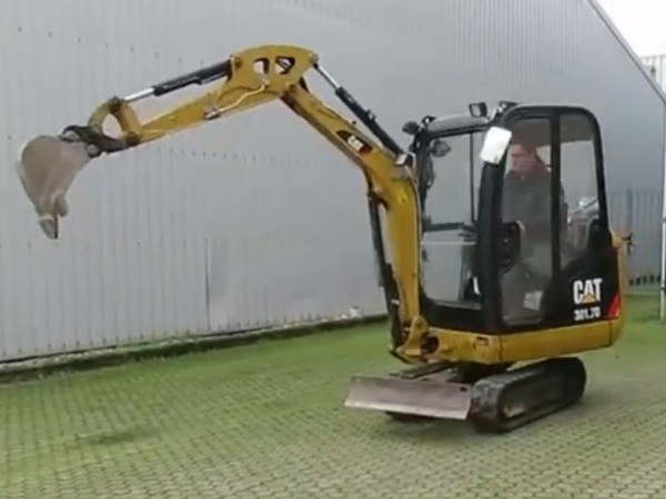 Міні-екскаватор Caterpillar 301.7D