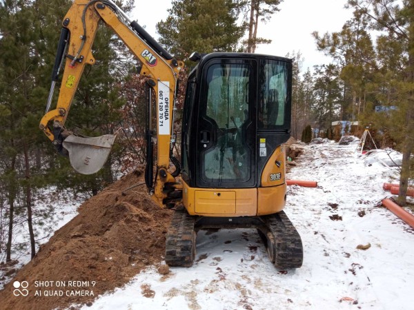 Міні-екскаватор Caterpillar 303E