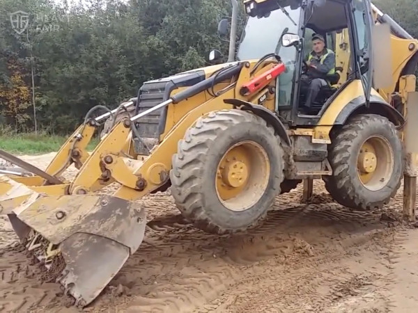 Экскаватор-погрузчик  Caterpillar 434F2