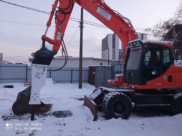 Гидромолот на колёсный  экскаватор DOOSAN 140W-3