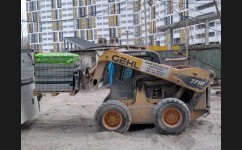 Навантажувач з вилами GEHL 7710