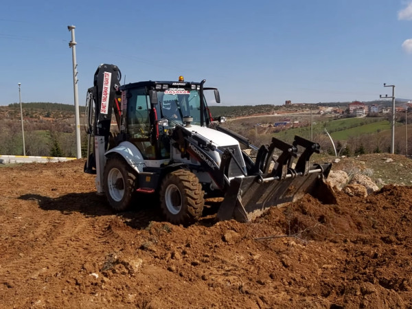 Екскаватор-навантажувач Hidromek HMK102B A5