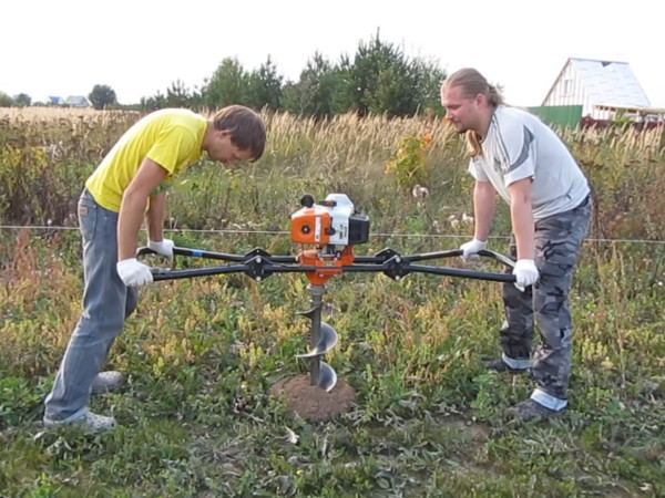 Мотобур STIHL BT360