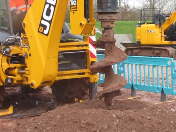 Ямобур на JCB Digga PD7