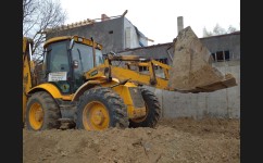 Экскаватор-погрузчик  JCB 4CX