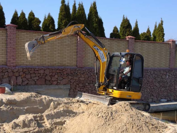 Міні-екскаватор  JCB 8035ZTS