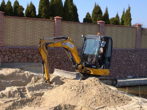 Міні-екскаватор  JCB 8035ZTS