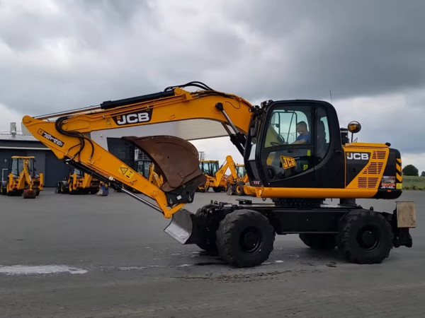 Повноповоротний екскаватор  JCB  JS145W