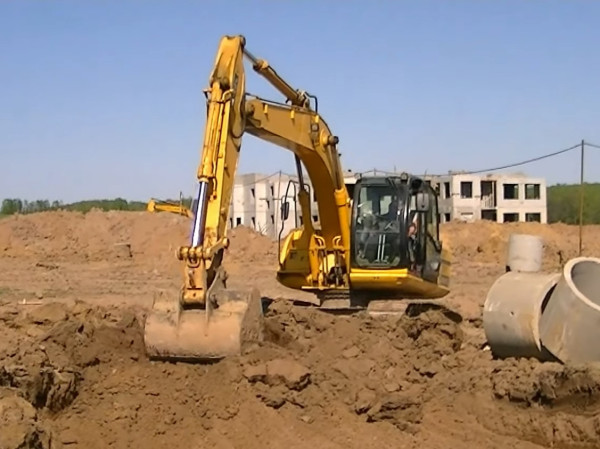 Гусеничний екскаватор  JCB JS220LC