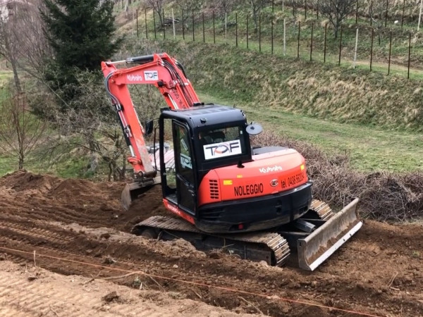 Миди-экскаватор KUBOTA KX-080