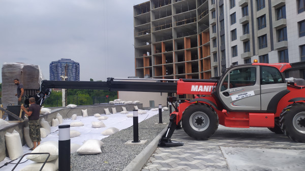 Телескопічний навантажувач Manitou MT-X 1440