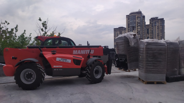 Телескопічний навантажувач Manitou MT-X 1440