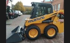 Міні-навантажувач Mustang 1350R