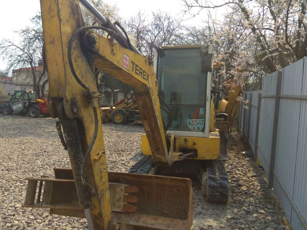 Міні-екскаватор Terex TC35