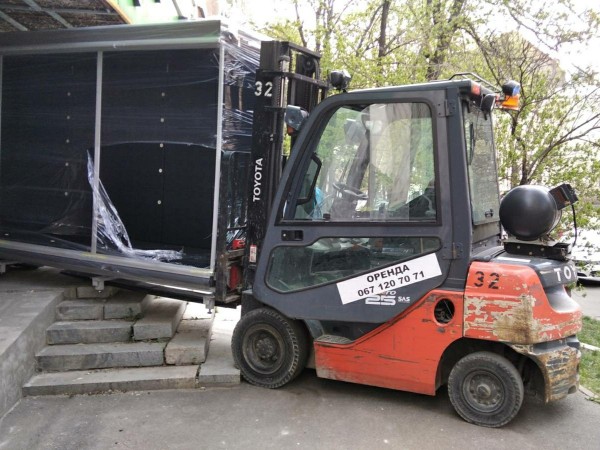 Автопогрузчик Toyota 02-8FGF25