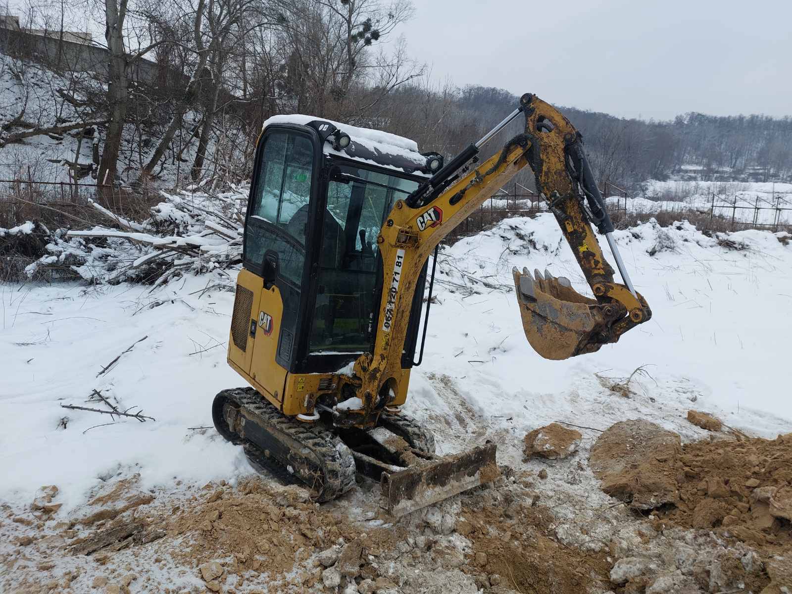 Мини-экскаватор Caterpillar 301.6